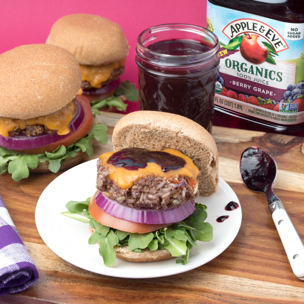 Veggie Burger with Juice BBQ Sauce Apple & Eve